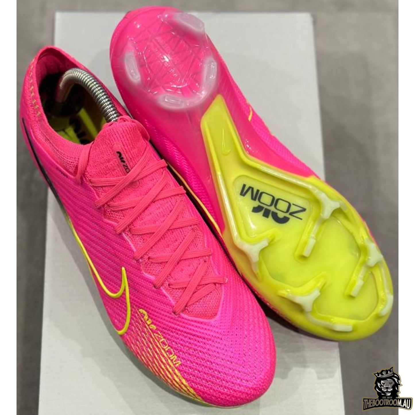 NIKE ZOOM MERCURIAL VAPOR XV “LUMINOUS”