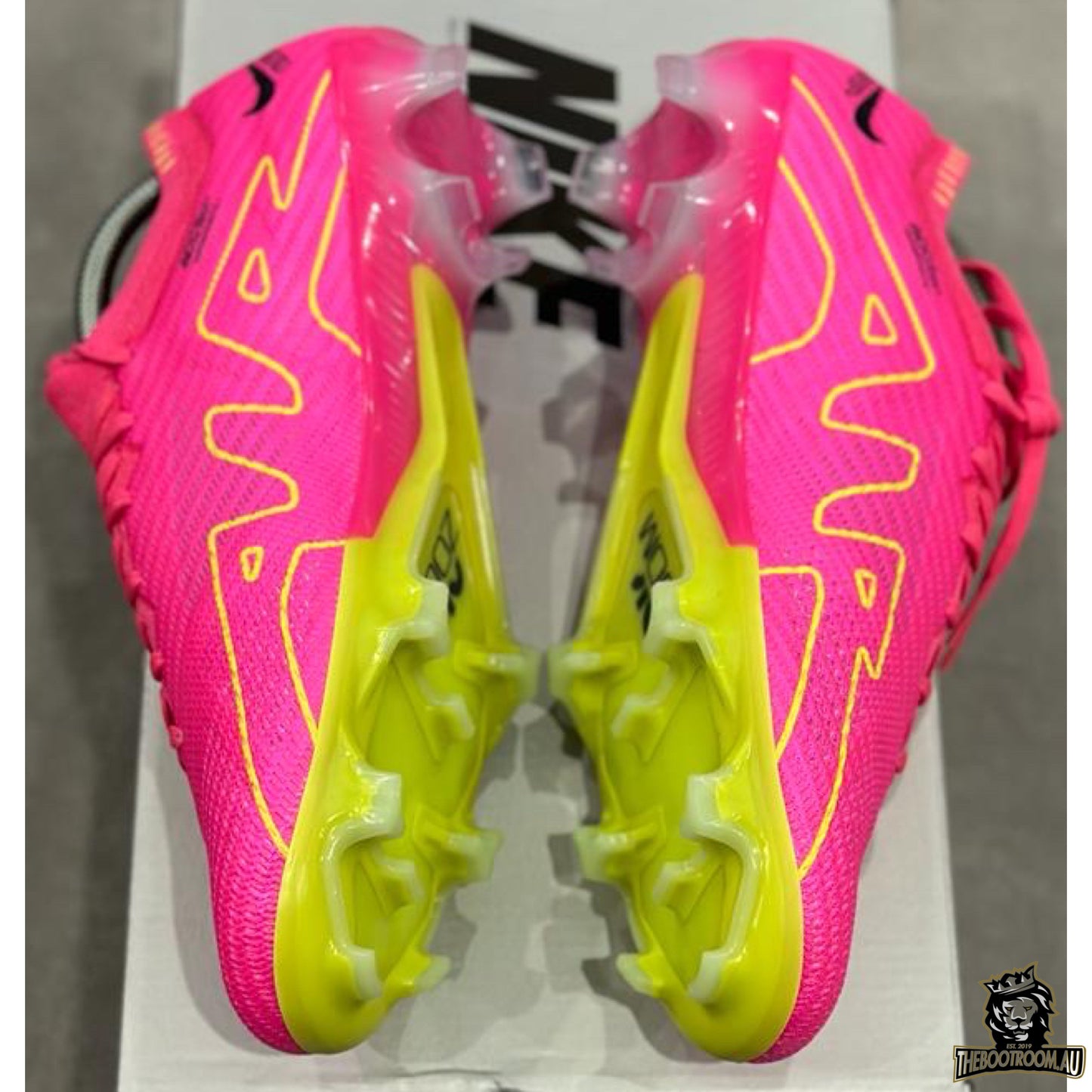 NIKE ZOOM MERCURIAL VAPOR XV “LUMINOUS”