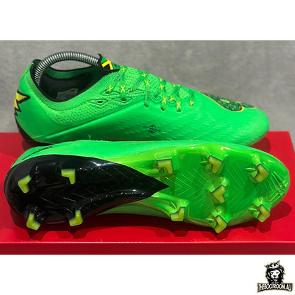 NEW BALANCE FURON v6+ “STERLING x JAMAICA” RS7