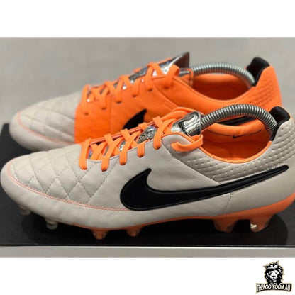 NIKE TIEMPO LEGEND V “LAUNCH EDITION”