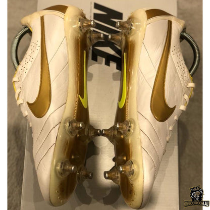 NIKE TIEMPO LEGEND IV SG