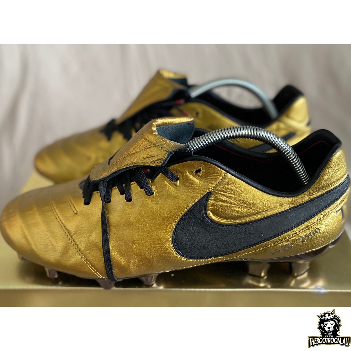 NIKE TIEMPO LEGEND VI “TOTTI”