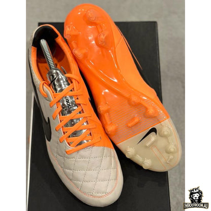 NIKE TIEMPO LEGEND V “LAUNCH EDITION”