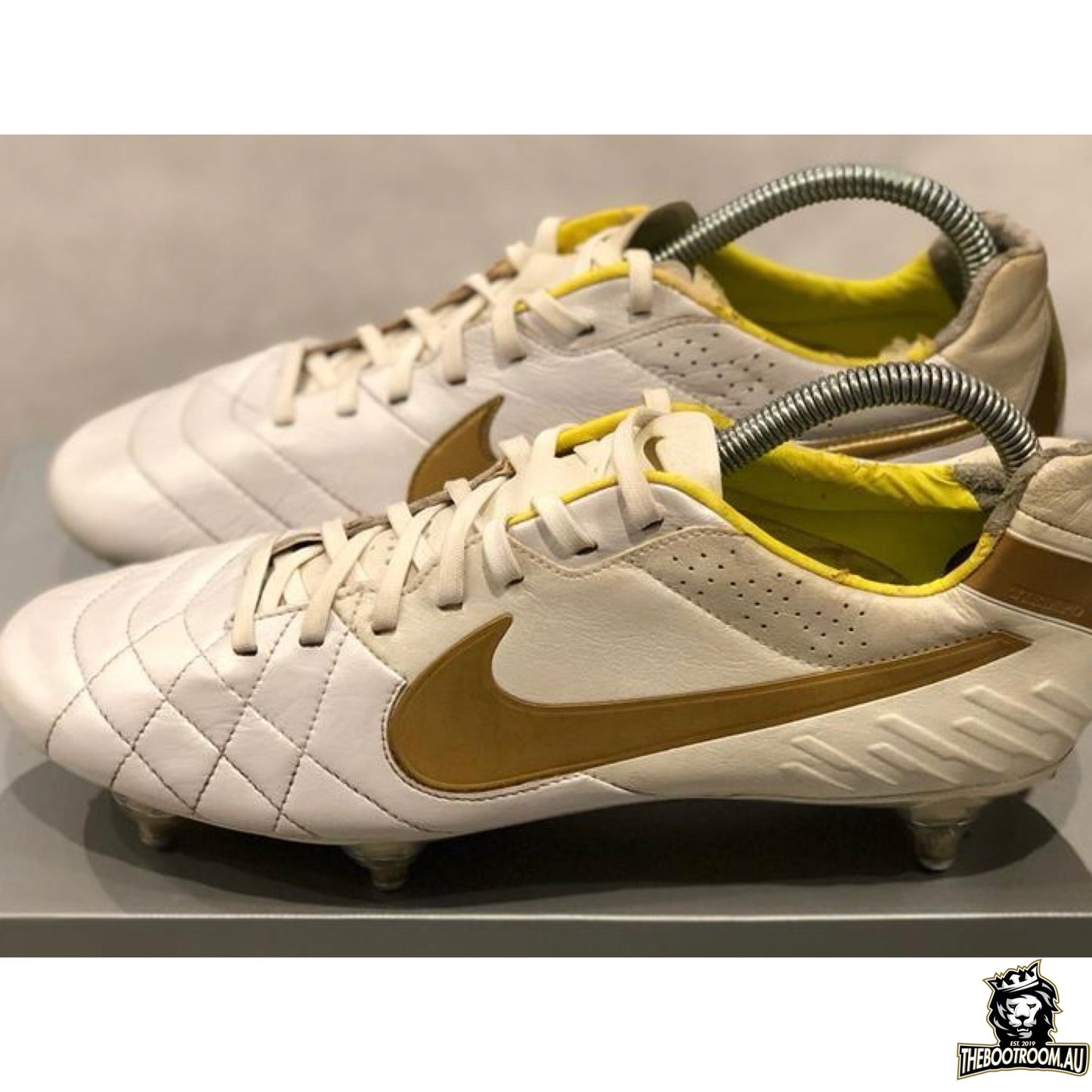 NIKE TIEMPO LEGEND IV SG