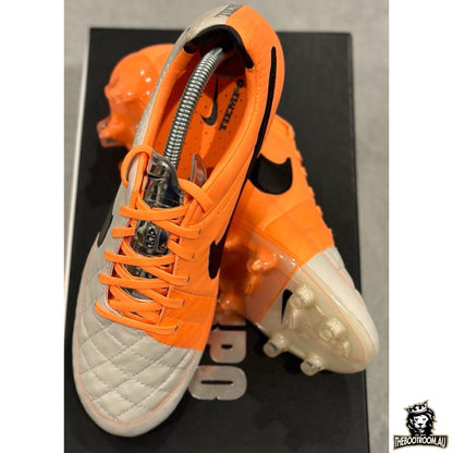 NIKE TIEMPO LEGEND V “LAUNCH EDITION”