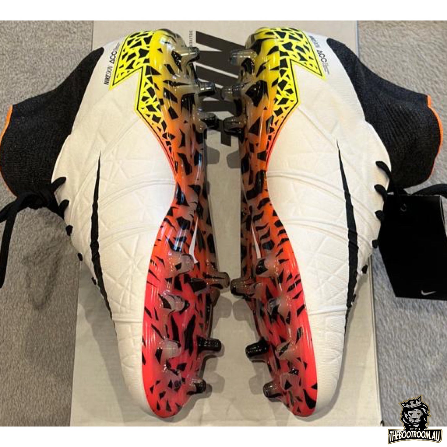 NIKE HYPERVENOM PHANTOM II “RADIANT REVEAL”