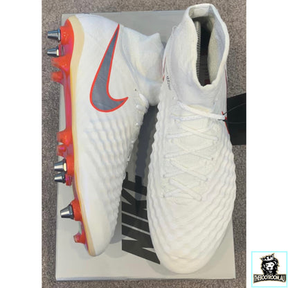 NIKE MAGISTA OBRA II SG-PRO “JUST DO IT” WC18